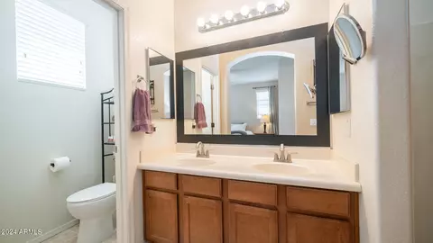 Bath - 3634 E Sundance Ave, Gilbert, AZ 85297 photo 3 of 4