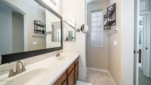 Bath - 3634 E Sundance Ave, Gilbert, AZ 85297 photo 4 of 4