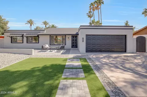 205 W Pintura Cir, Litchfield Park, AZ 85340