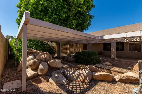 Exterior - 125 E Smoke Tree Rd, Gilbert, AZ 85296 photo 7 of 8
