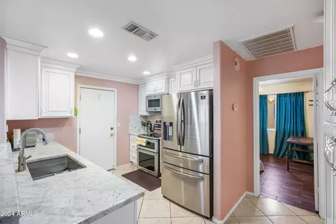 8625 E Capri Ave, Mesa, AZ 85208 photo 7