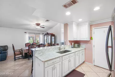 8625 E Capri Ave, Mesa, AZ 85208 photo 9