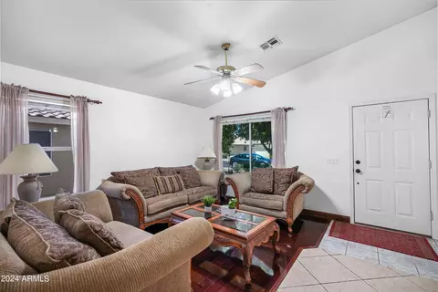 8625 E Capri Ave, Mesa, AZ 85208 photo 3