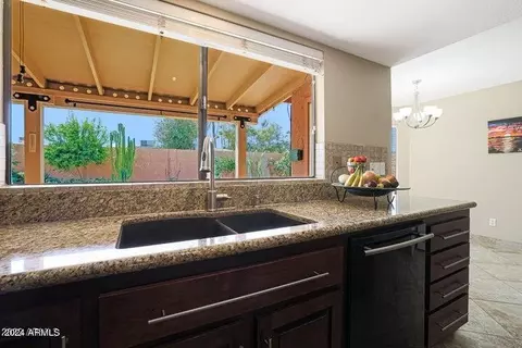 Kitchen - 901 E Beck Ln, Phoenix, AZ 85022 photo 3 of 6