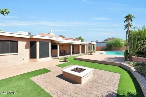 Exterior - 901 E Beck Ln, Phoenix, AZ 85022 photo 10 of 22