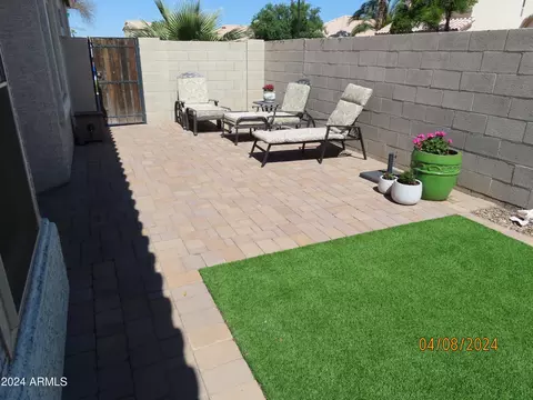 Exterior - 701 S Oak St, Gilbert, AZ 85233 photo 22 of 31