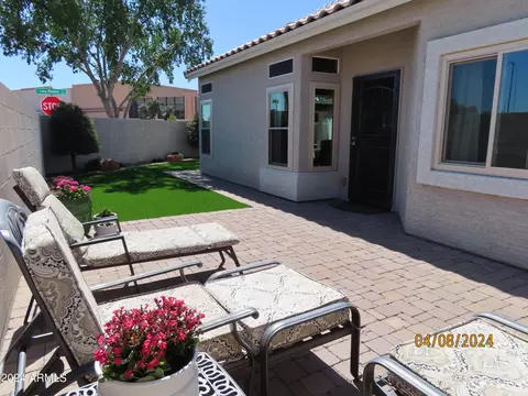 Exterior - 701 S Oak St, Gilbert, AZ 85233 photo 23 of 31