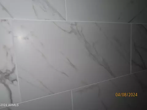 Bath - 701 S Oak St, Gilbert, AZ 85233 photo 5 of 18