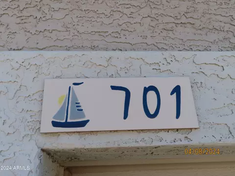 View/Area - 701 S Oak St, Gilbert, AZ 85233 photo 1 of 6