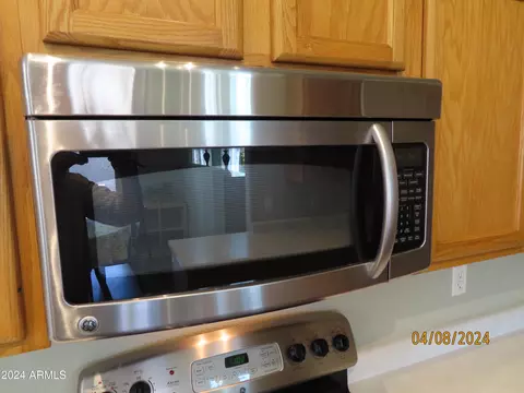 Kitchen - 701 S Oak St, Gilbert, AZ 85233 photo 9 of 10