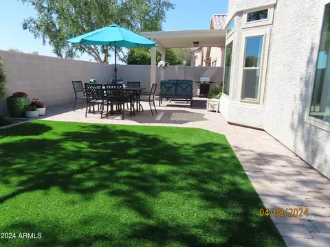 Exterior - 701 S Oak St, Gilbert, AZ 85233 photo 7 of 31