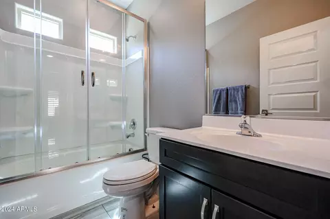 Bath - 2333 E Mews Rd, Gilbert, AZ 85298 photo 1 of 4