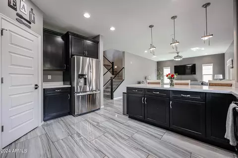 Kitchen - 2333 E Mews Rd, Gilbert, AZ 85298 photo 4 of 4