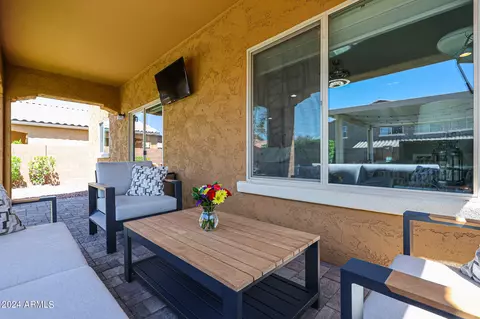 Exterior - 2333 E Mews Rd, Gilbert, AZ 85298 photo 4 of 11