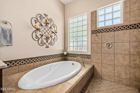 Bath - 6563 S Legend Ct, Gilbert, AZ 85298 photo 4 of 5