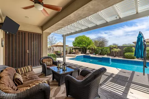 Exterior - 6563 S Legend Ct, Gilbert, AZ 85298 photo 13 of 28