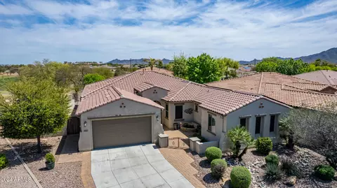 View/Area - 6563 S Legend Ct, Gilbert, AZ 85298 photo 2 of 13