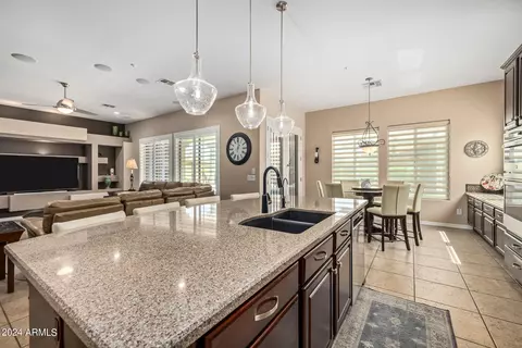 Kitchen - 6563 S Legend Ct, Gilbert, AZ 85298 photo 3 of 5