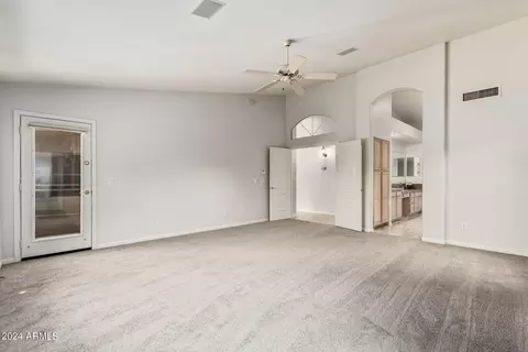 Living - 904 E Constitution Dr, Gilbert, AZ 85296 photo 4 of 4