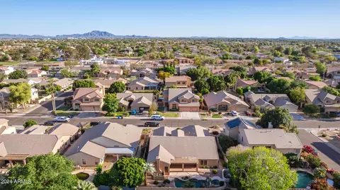 View/Area - 904 E Constitution Dr, Gilbert, AZ 85296 photo 4 of 4
