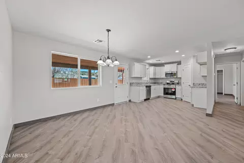 Kitchen - 58 S Rainbow Dr, Payson, AZ 85541 photo 4 of 8