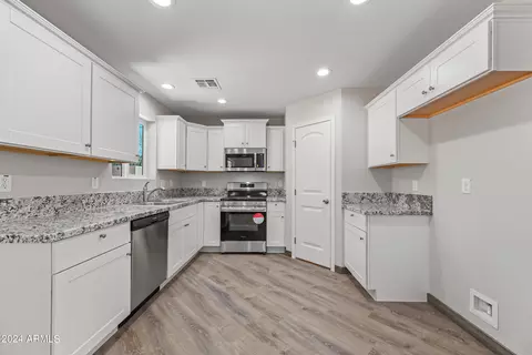 Kitchen - 58 S Rainbow Dr, Payson, AZ 85541 photo 1 of 8