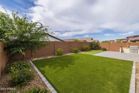 Exterior - 9803 E Radioactive Dr, Mesa, AZ 85212 photo 8 of 21