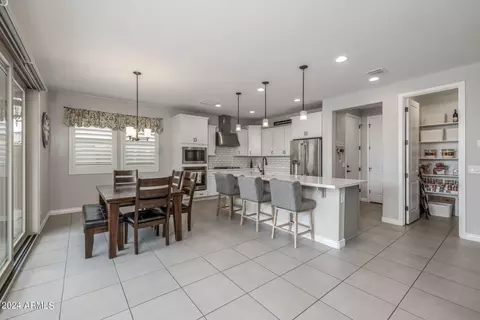 Kitchen - 9803 E Radioactive Dr, Mesa, AZ 85212 photo 1 of 7