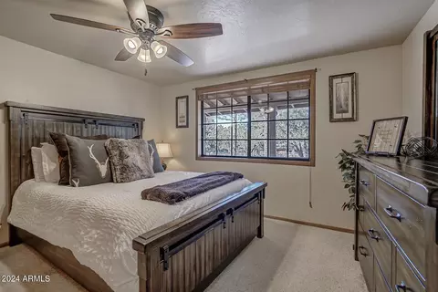 Bedroom - 3981 N Mistletoe Dr, Pine, AZ 85544 photo 1 of 7