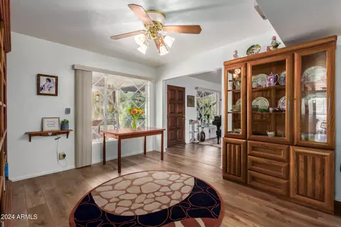 Entry Way - 1202 E Shangri La Rd, Phoenix, AZ 85020 photo 2 of 2