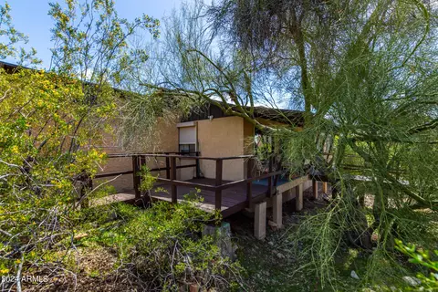 Exterior - 1202 E Shangri La Rd, Phoenix, AZ 85020 photo 4 of 9
