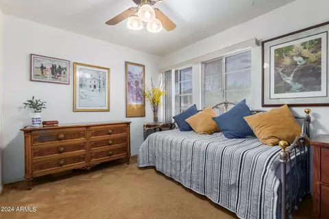 Bedroom - 1202 E Shangri La Rd, Phoenix, AZ 85020 photo 4 of 5