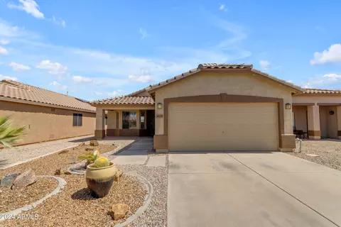30295 N Coral Bean Dr, San Tan Valley, AZ 85143