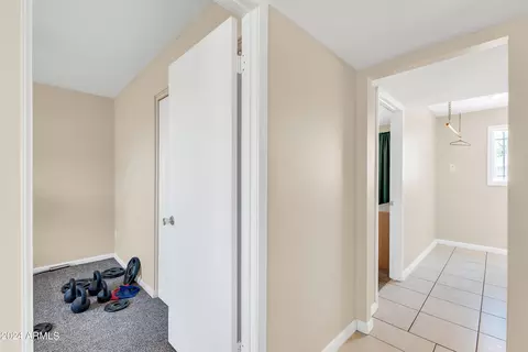 Entry Way - 401 E Carson Dr, Tempe, AZ 85282 photo 5 of 5