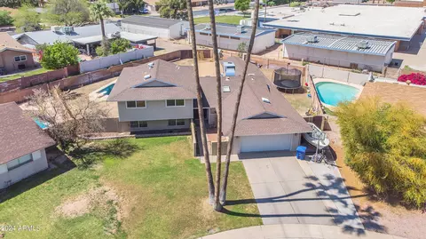 View/Area - 401 E Carson Dr, Tempe, AZ 85282 photo 1 of 7