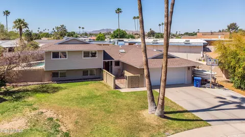 View/Area - 401 E Carson Dr, Tempe, AZ 85282 photo 7 of 7