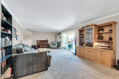 Living - 401 E Carson Dr, Tempe, AZ 85282 photo 3 of 7