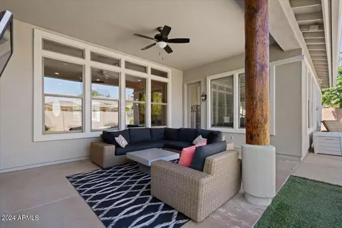 Exterior - 2826 E Washington Ct, Gilbert, AZ 85234 photo 5 of 10