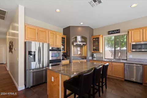 Kitchen - 2826 E Washington Ct, Gilbert, AZ 85234 photo 2 of 3
