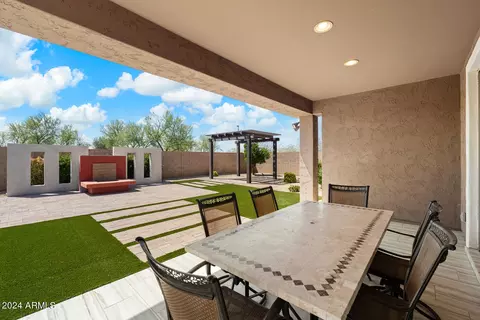 Exterior - 1067 E Oriole Dr, Gilbert, AZ 85297 photo 7 of 7