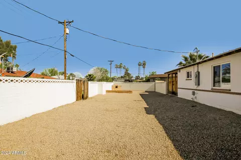 Exterior - 7318 N 20th Dr, Phoenix, AZ 85021 photo 5 of 5