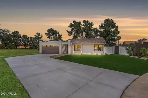 7629 N Via De Los Ninos --, Scottsdale, AZ 85258