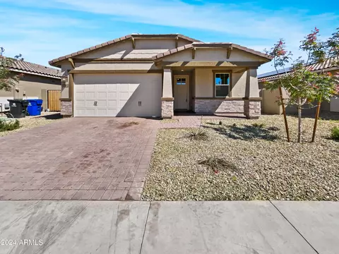 11016 W Parkway Dr, Tolleson, AZ 85353