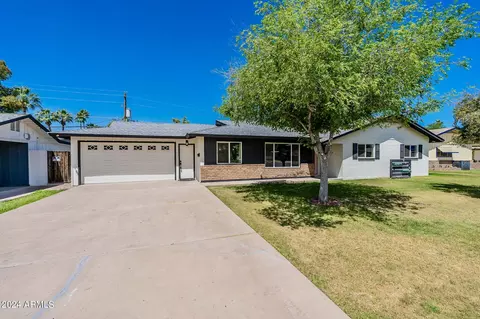 Exterior - 6710 N 16th Dr, Phoenix, AZ 85015 photo 2 of 10