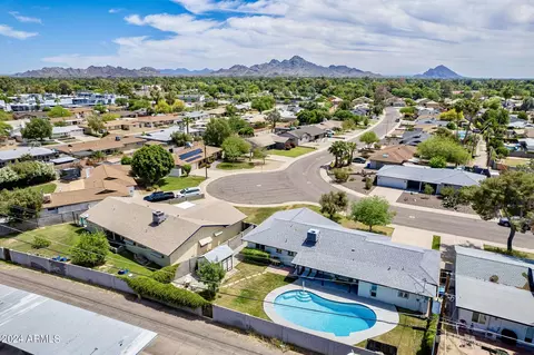 View/Area - 6710 N 16th Dr, Phoenix, AZ 85015 photo 1 of 7