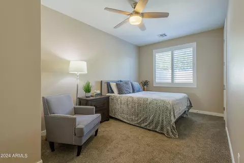 Bedroom - 4814 E Indianola Ave, Phoenix, AZ 85018 photo 4 of 4