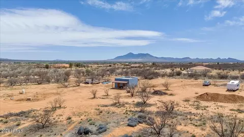 View/Area - 10133 E Vineyard Dr, Hereford, AZ 85615 photo 5 of 7