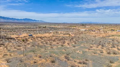 View/Area - 10133 E Vineyard Dr, Hereford, AZ 85615 photo 7 of 7