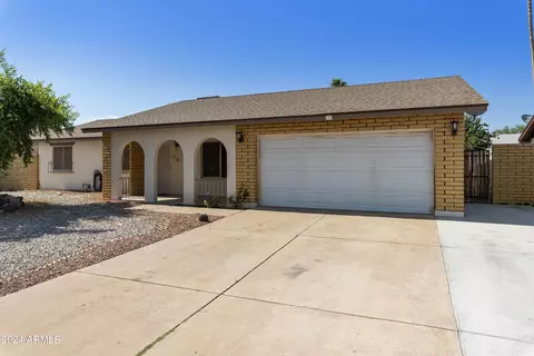 4026 W Garden Dr, Phoenix, AZ 85029