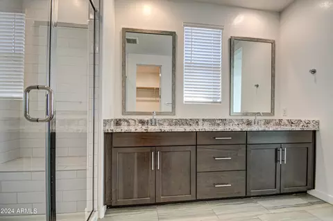 Bath - 2548 S Reavis Falls Rd, Apache Junction, AZ 85119 photo 3 of 7